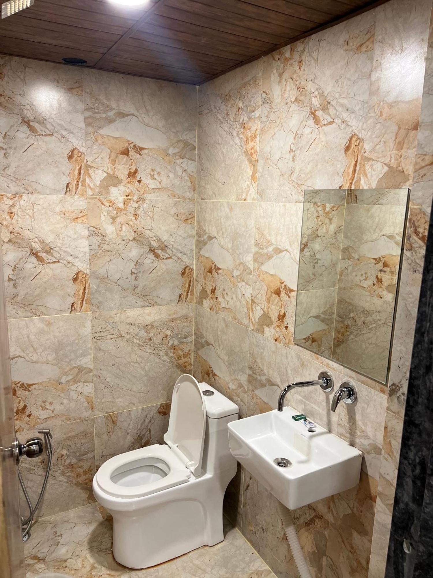אינדורה Hotel Vedicvista מראה חיצוני תמונה